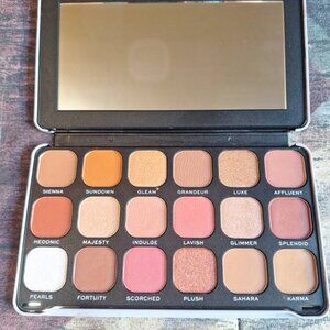 Revolution Forever Flawless – Decadent (Brand New)